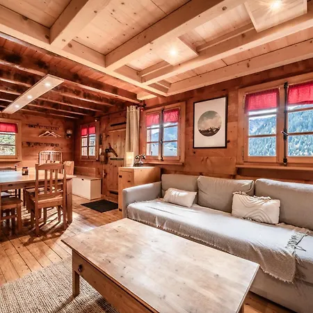 Chalet Les Mouilles - *